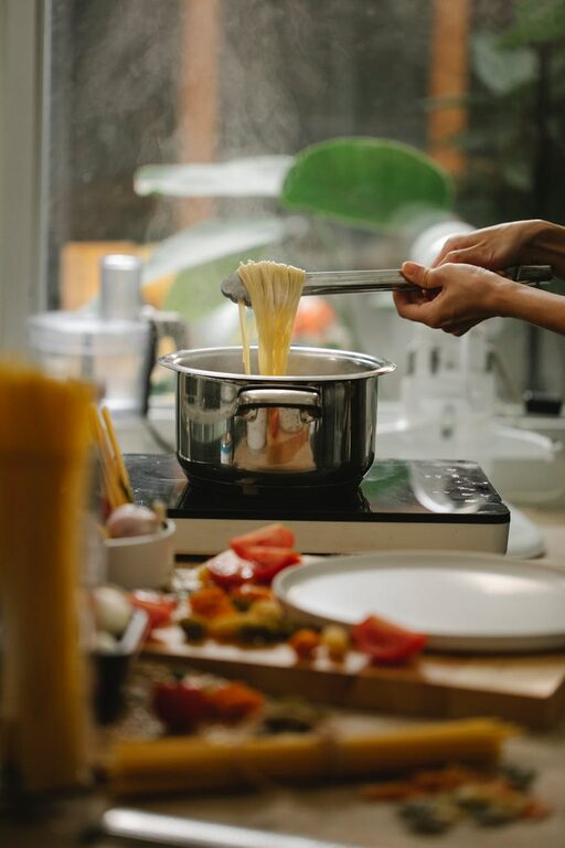 Beginner Guide to Using a Slow Cooker for Easy Meals